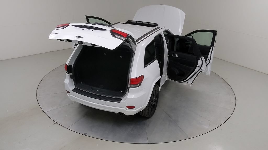 Used 2019 Jeep Grand Cherokee Altitude AWD/4WD image 48