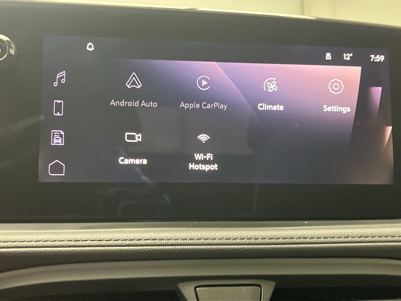 Used 2026 Buick Encore GX Avenir w/ Avenir Technology Package AWD/4WD image 19