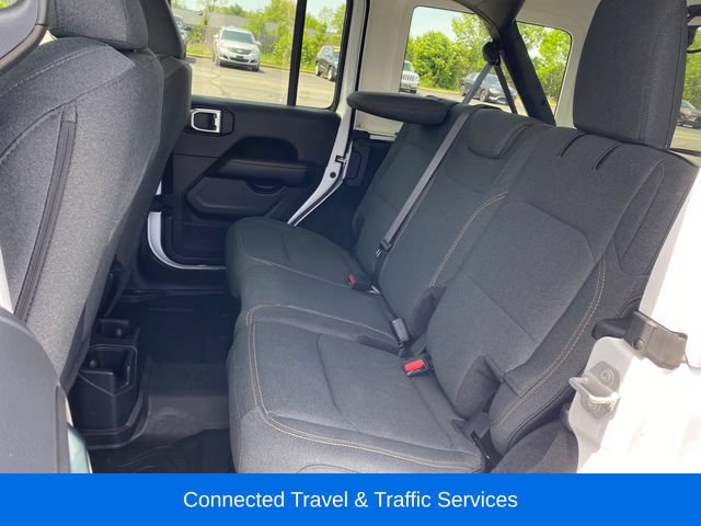 Used 2024 Jeep Wrangler Unlimited Sahara w/ Technology Group AWD/4WD image 20