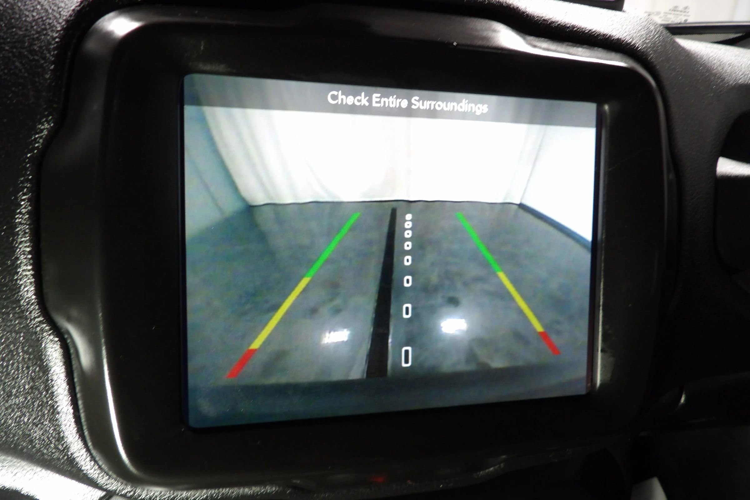 Used 2018 Jeep Renegade Trailhawk AWD/4WD image 23