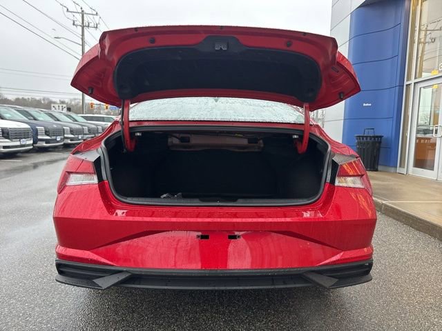 Used 2023 Hyundai Elantra SEL w/ Convenience Package image 50