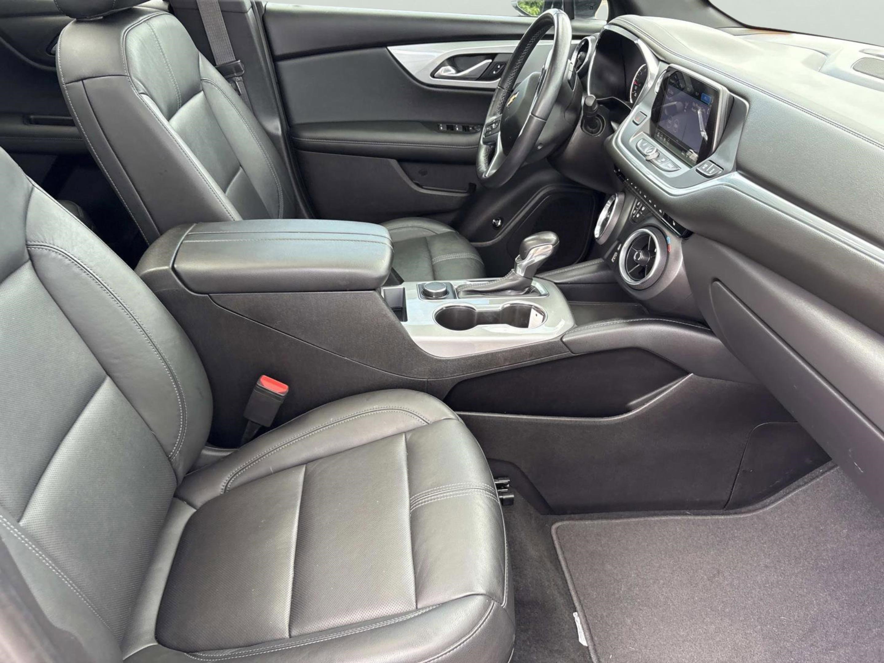 Used 2019 Chevrolet Blazer LT w/ Sun and Wheels Package FWD image 23
