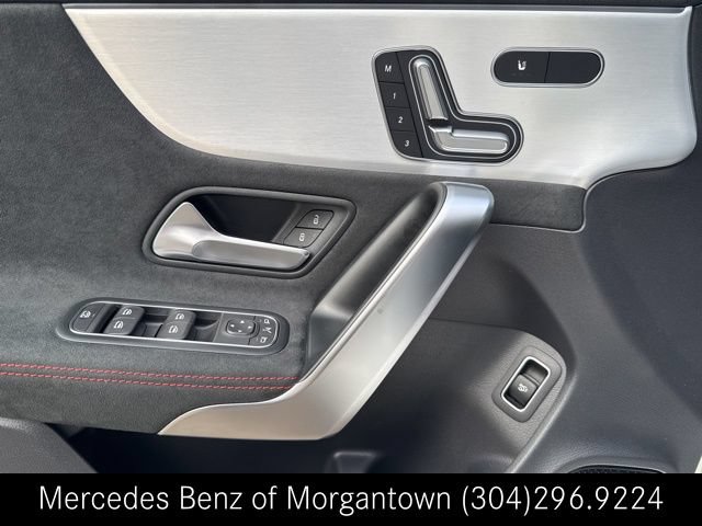 Used 2025 Mercedes-Benz CLA 250 4MATIC image 15