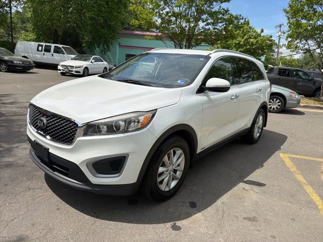 Used 2018 Kia Sorento LX AWD/4WD image 2