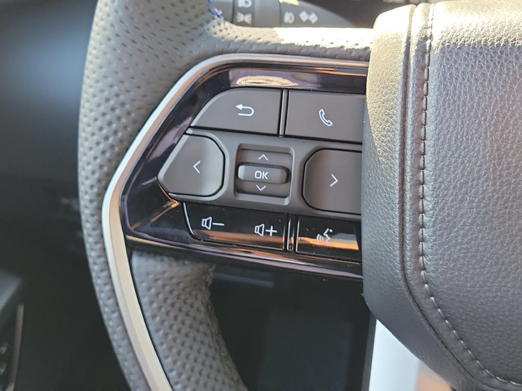 New 2026 Toyota Sequoia Platinum AWD/4WD image 9