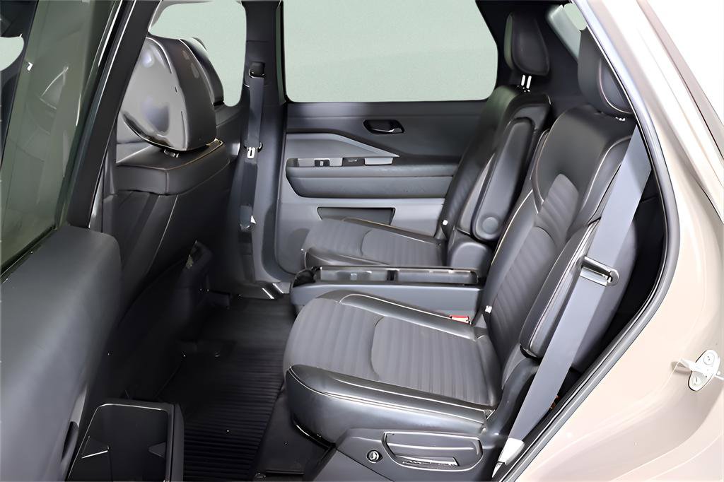 Used 2024 Nissan Pathfinder Rock Creek image 30