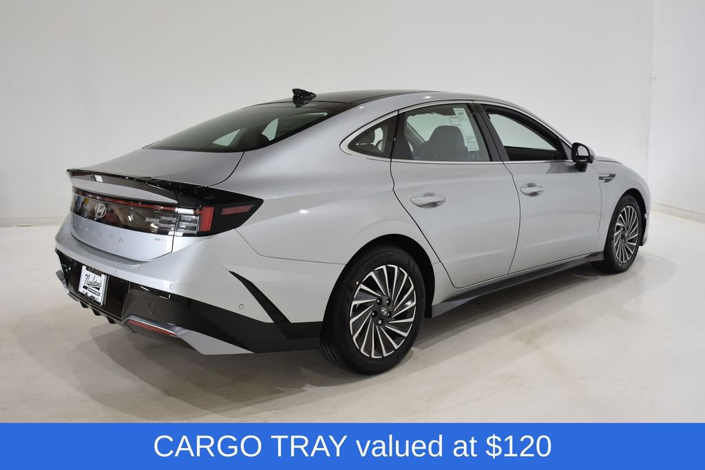 New 2025 Hyundai Sonata Limited image 4