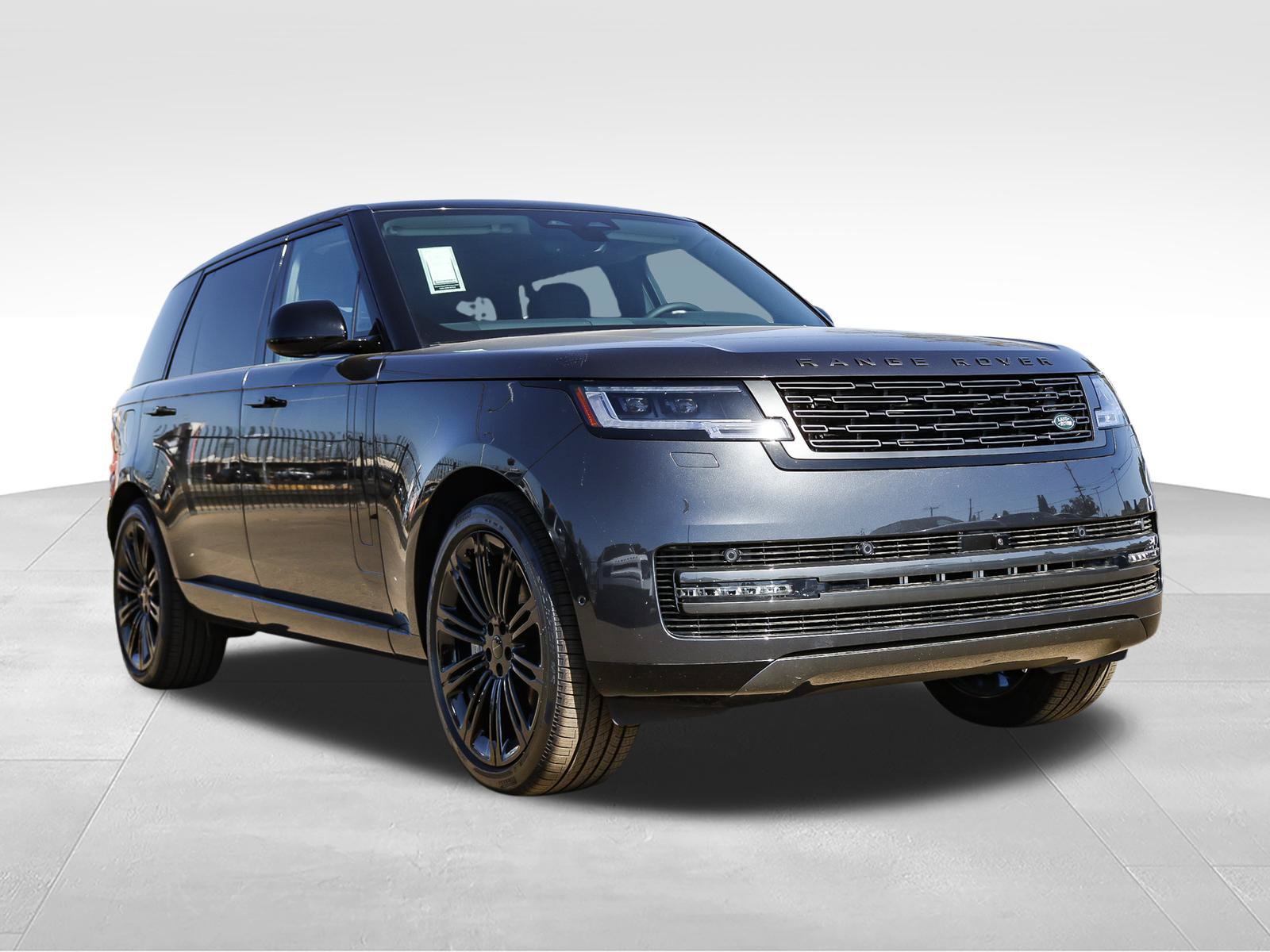 New 2026 Land Rover Range Rover Long Wheelbase SE AWD/4WD image 3