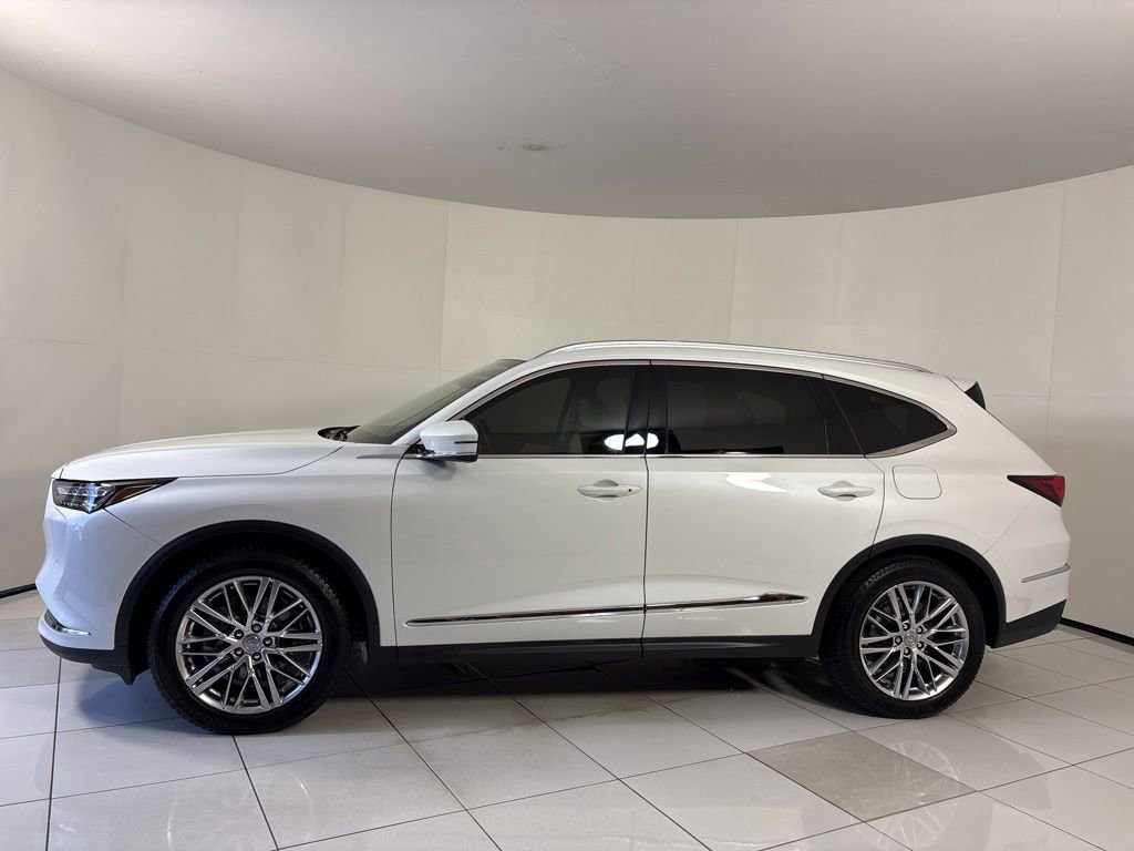 Used 2022 Acura MDX SH-AWD w/ Advance Package image 2