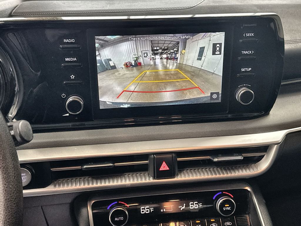 Used 2021 Kia K5 LXS image 10