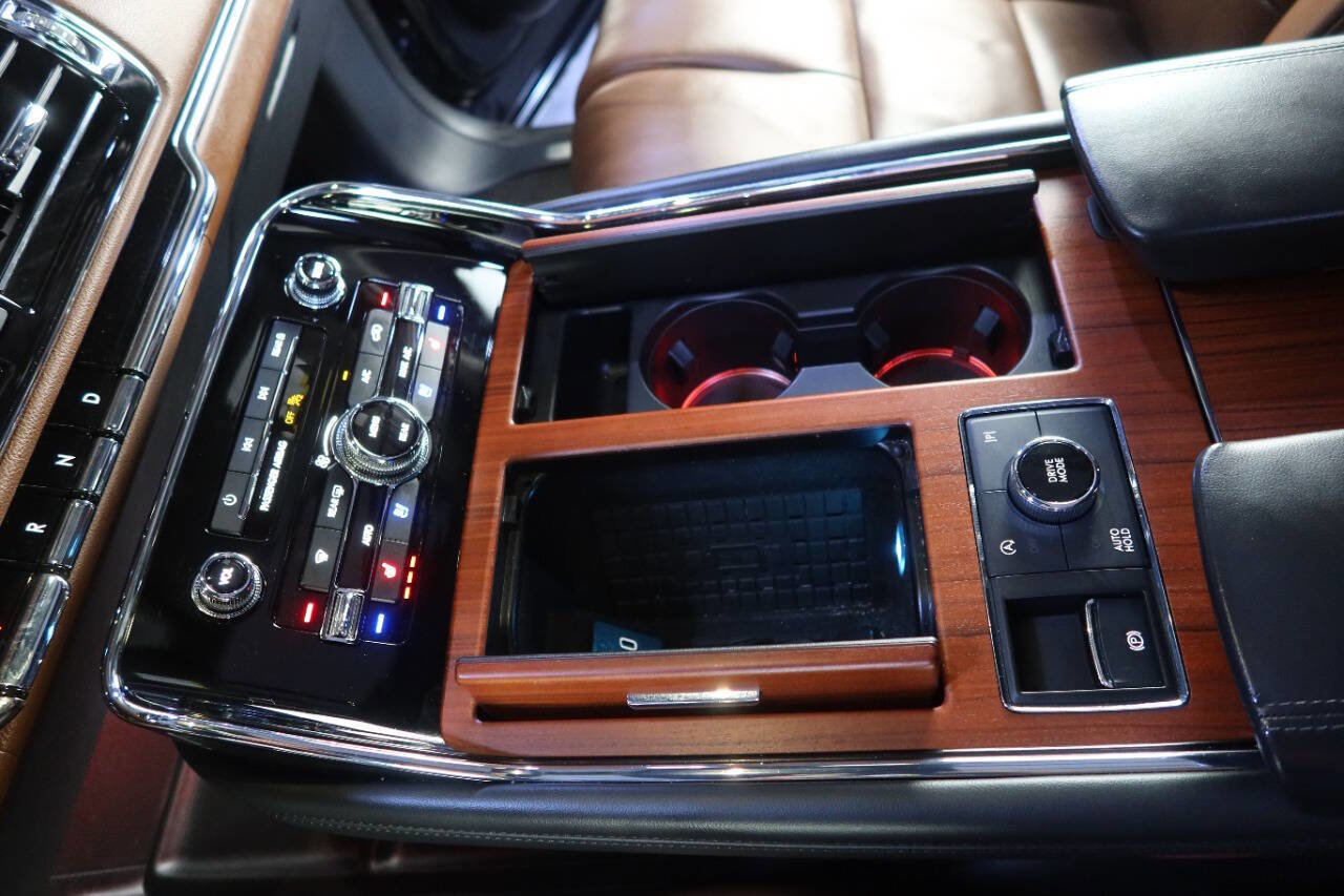 Used 2024 Lincoln Navigator Reserve image 33