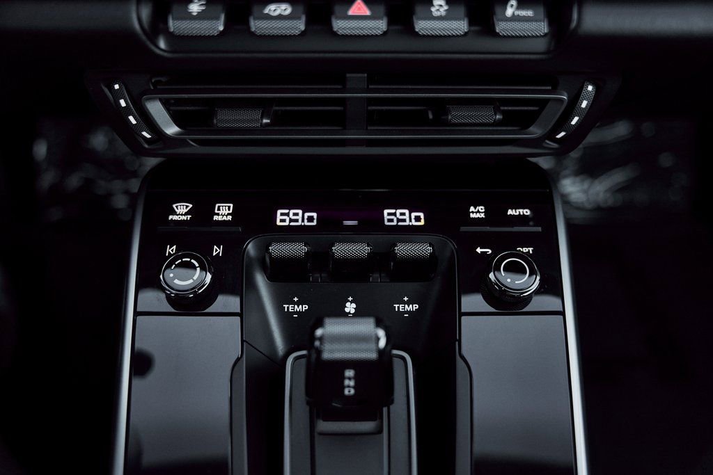 Used 2021 Porsche 911 Turbo S AWD/4WD image 56