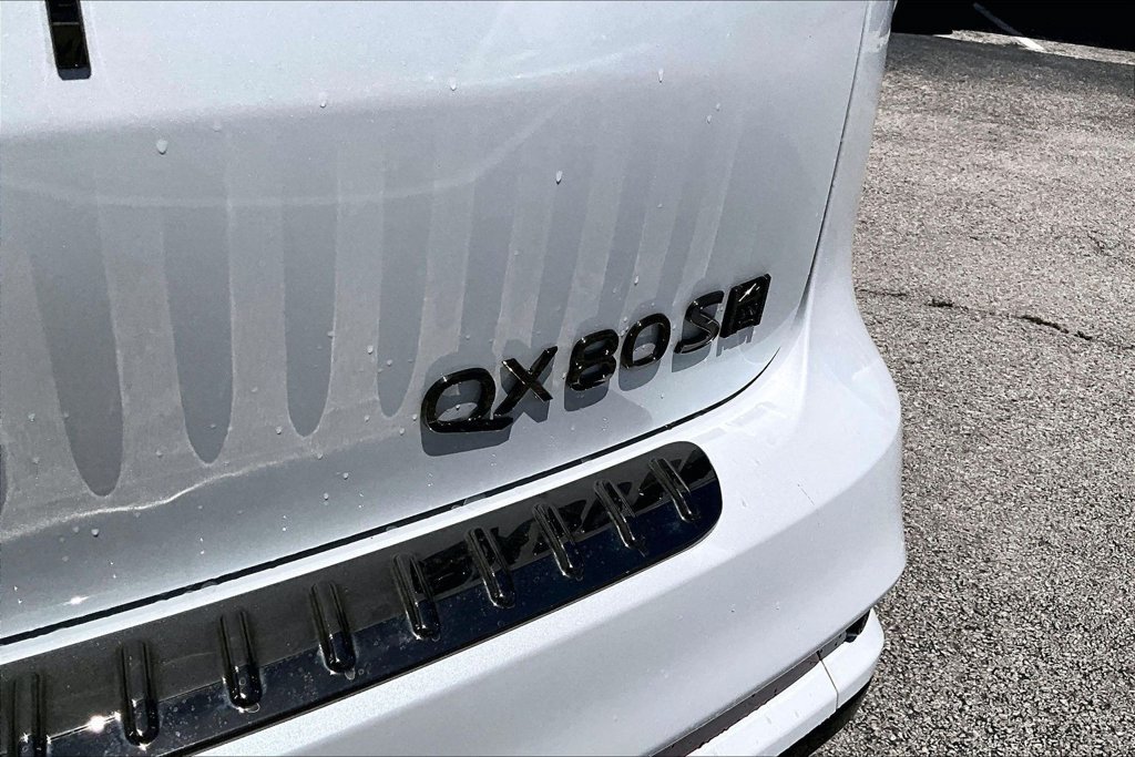 Used 2026 INFINITI QX80 4WD w/ Sport Exterior Package image 41
