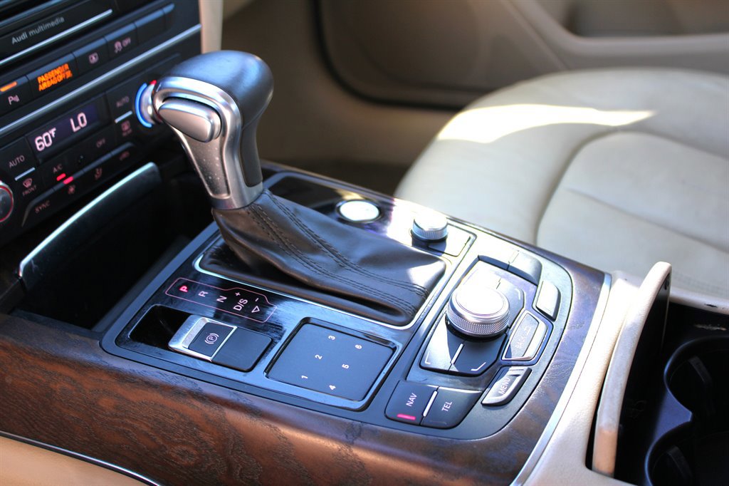 Used 2015 Audi A6 TDI Premium Plus w/ Driver Assistance Package image 27