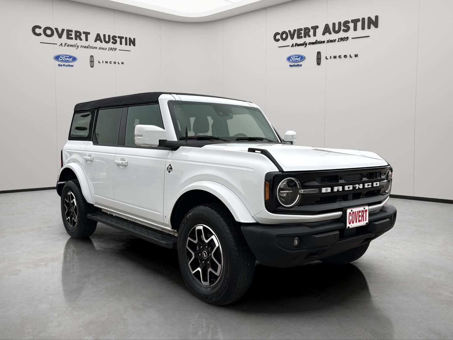 Used 2023 Ford Bronco Outer Banks image 7