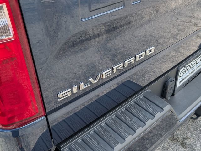Used 2023 Chevrolet Silverado 1500 RST image 15