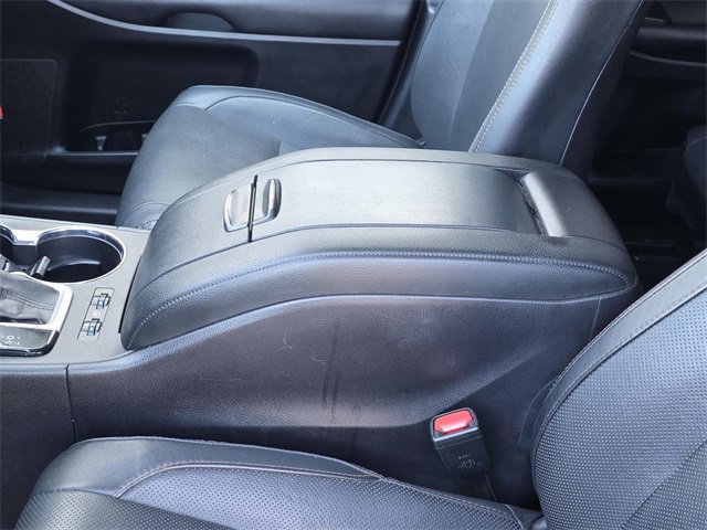 Used 2019 Toyota Highlander Limited image 9