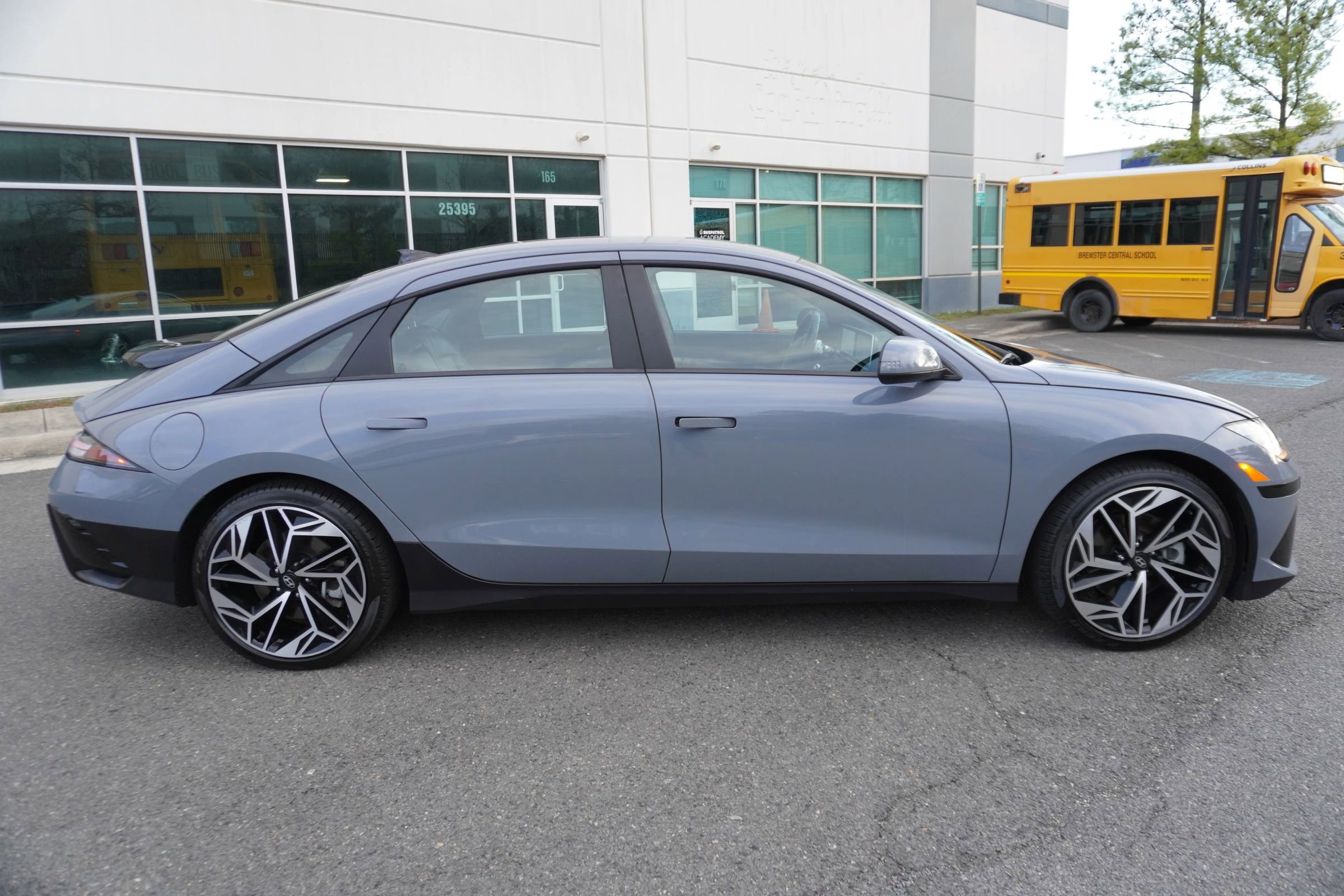 Used 2023 Hyundai Ioniq 6 SEL w/ Cargo Package image 9