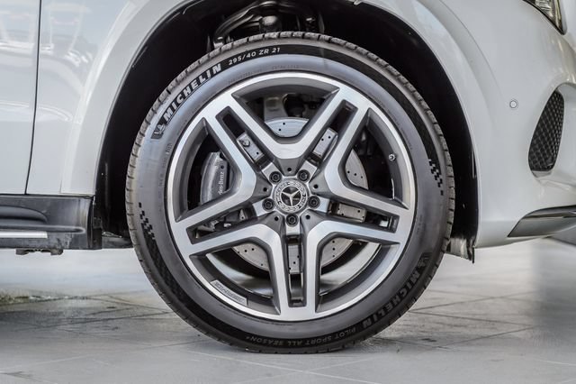 Used 2018 Mercedes-Benz GLS 550 4MATIC image 16