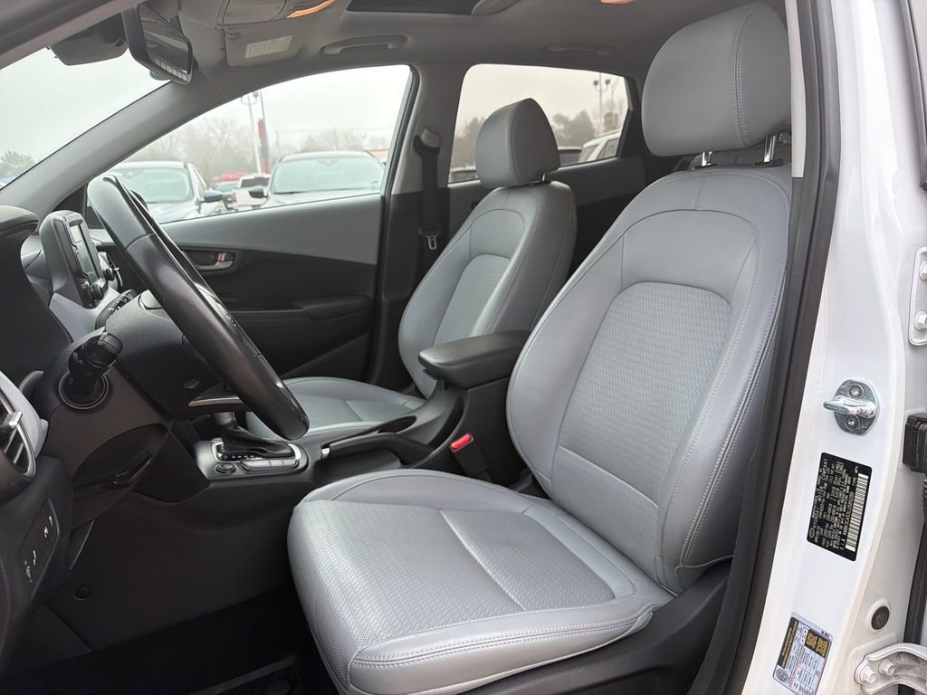 Used 2020 Hyundai Kona Limited image 7