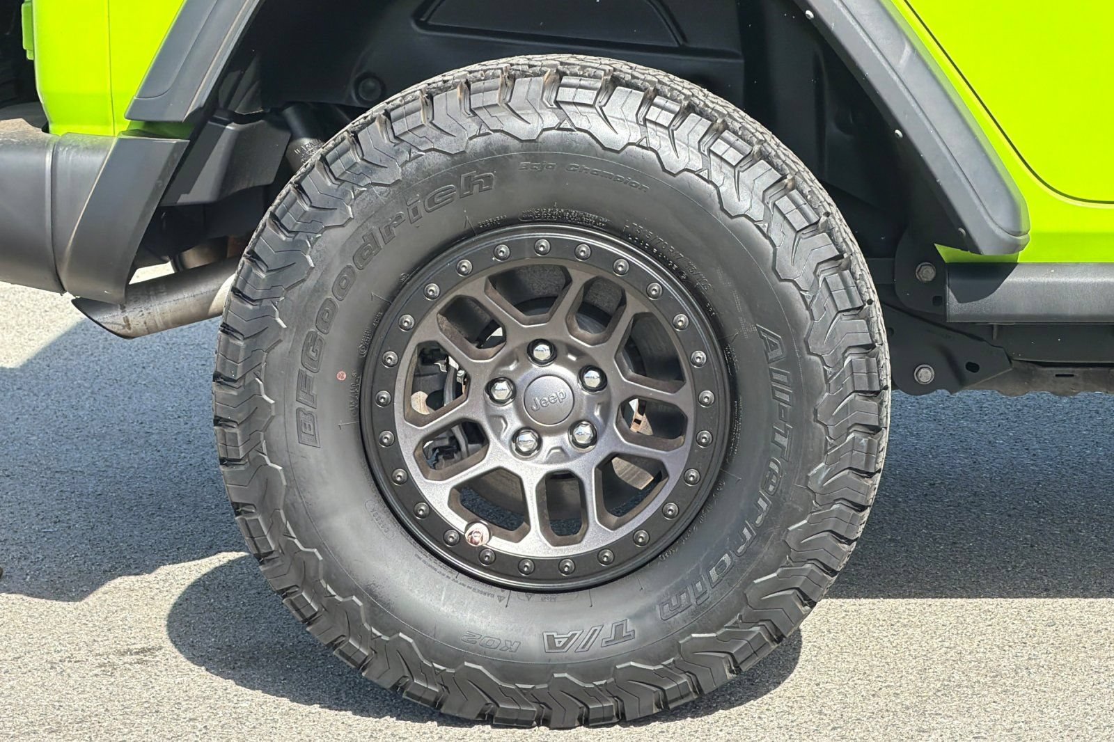 Used 2021 Jeep Wrangler Unlimited Rubicon w/ Xtreme Recon 35" Tire Package AWD/4WD image 32