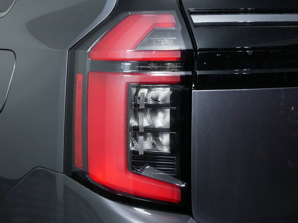 New 2026 Nissan Armada SV AWD/4WD image 12