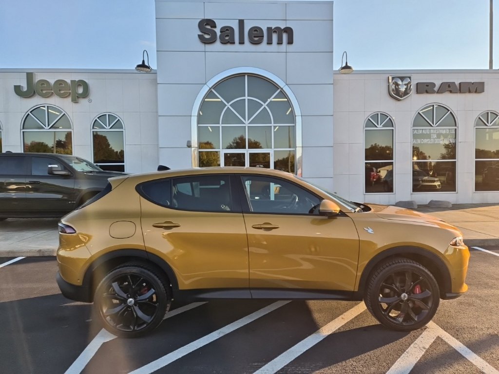 Used 2024 Dodge Hornet GT w/ Track Pack AWD/4WD image 5