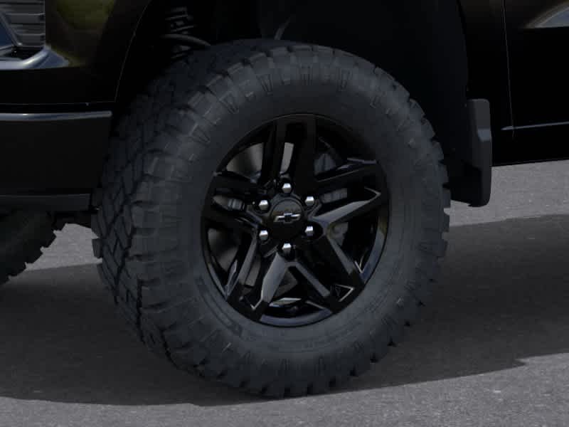 New 2026 Chevrolet Silverado 1500 Custom Trail Boss w/ Midnight Edition AWD/4WD image 9