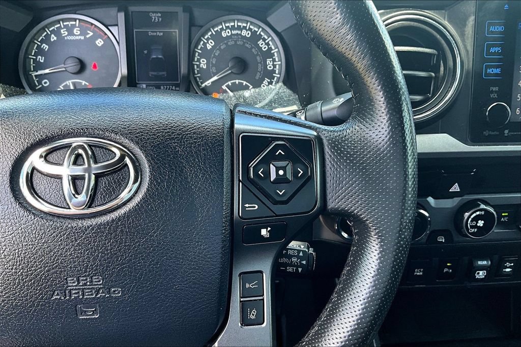 Used 2018 Toyota Tacoma TRD Sport w/ Technology Package AWD/4WD image 11