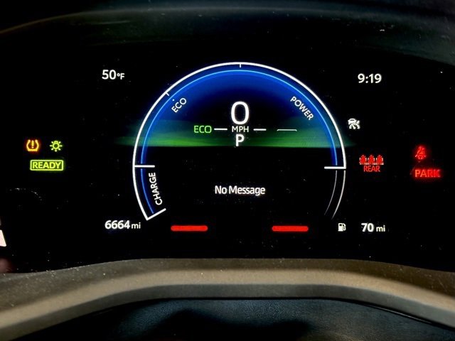 Used 2025 Toyota Camry SE image 26