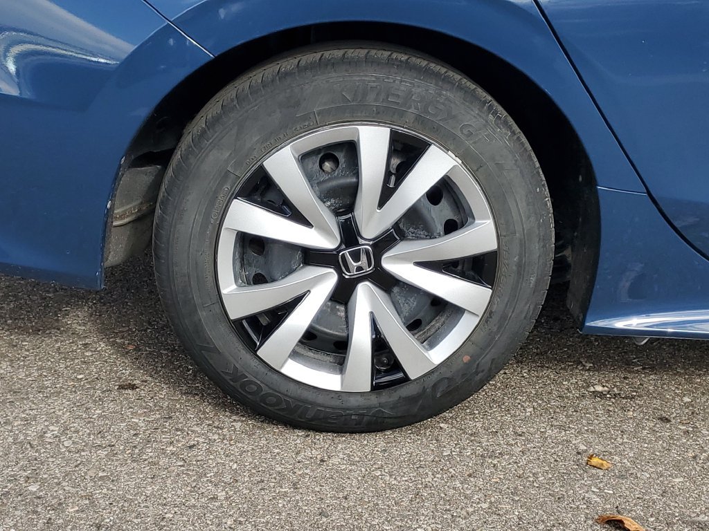 Certified 2025 Honda Civic LX image 5