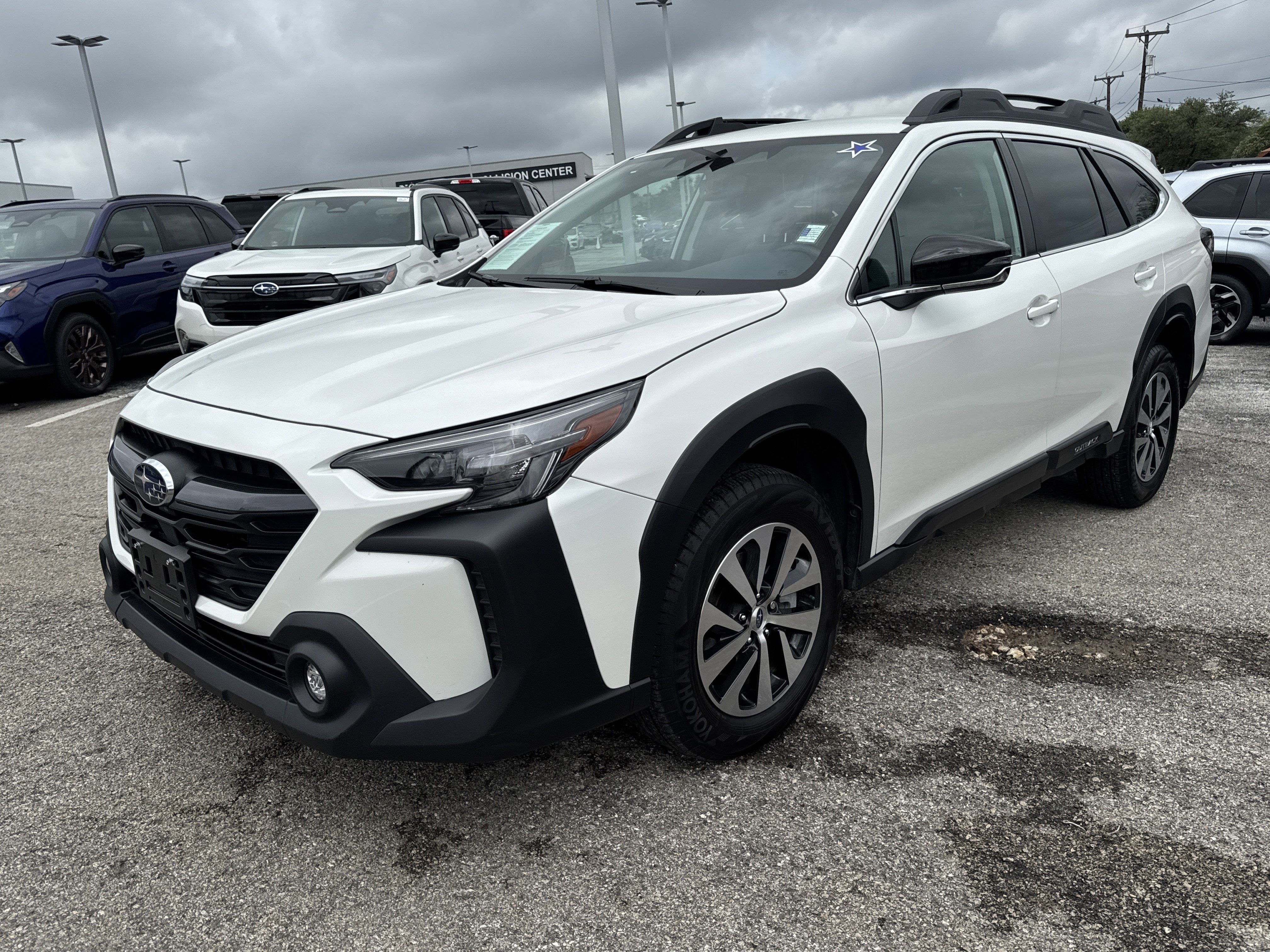 Certified 2024 Subaru Outback Premium AWD/4WD image 7