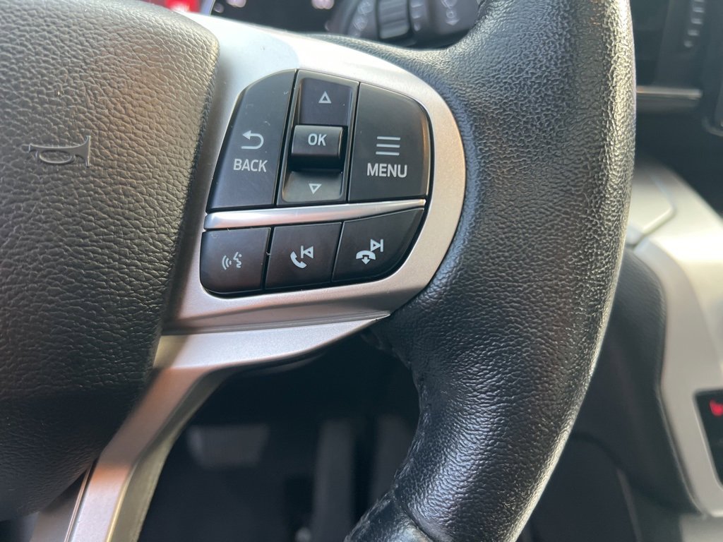 Used 2022 Ford Explorer XLT w/ Equipment Group 202A image 16