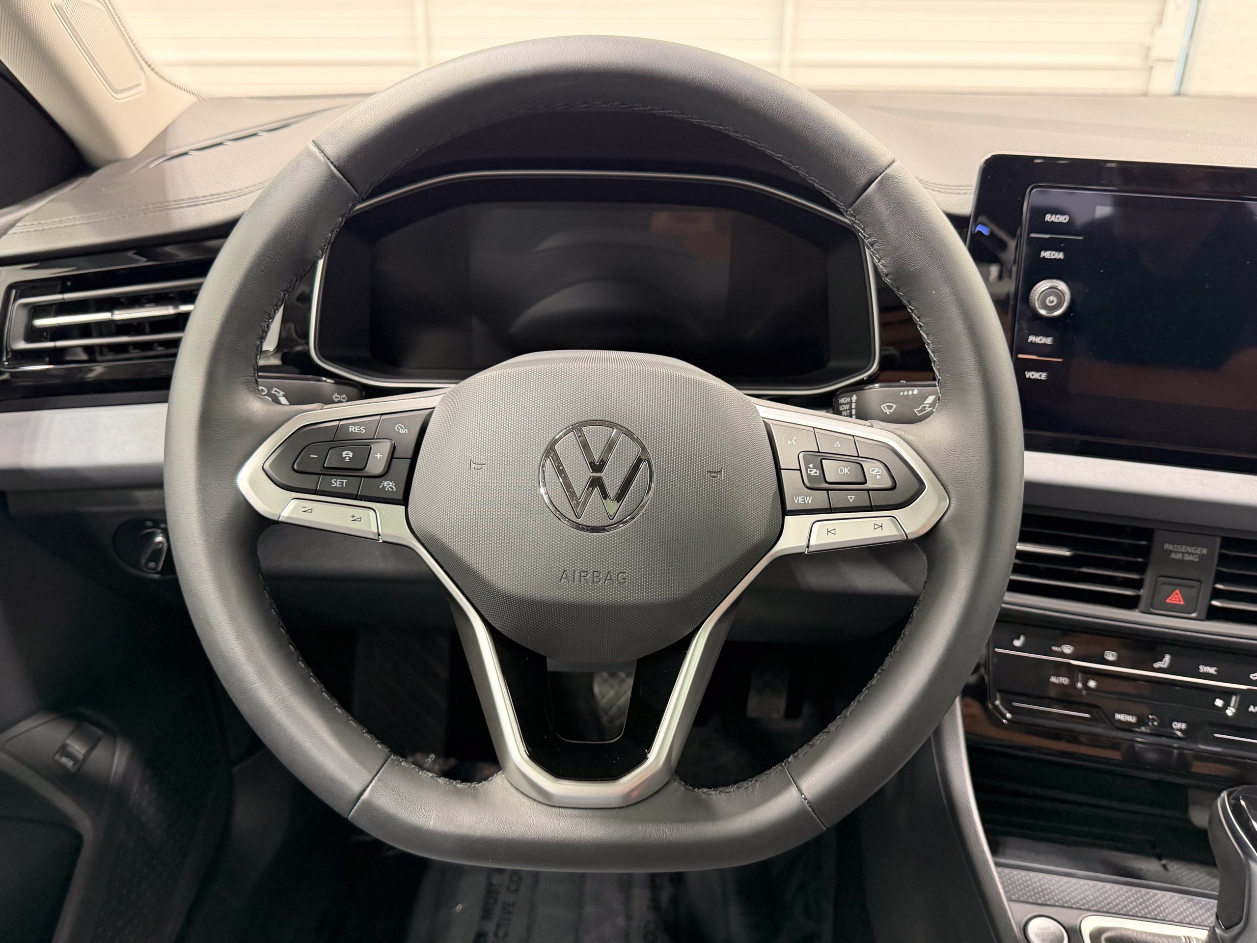 Certified 2026 Volkswagen Jetta SE FWD image 35