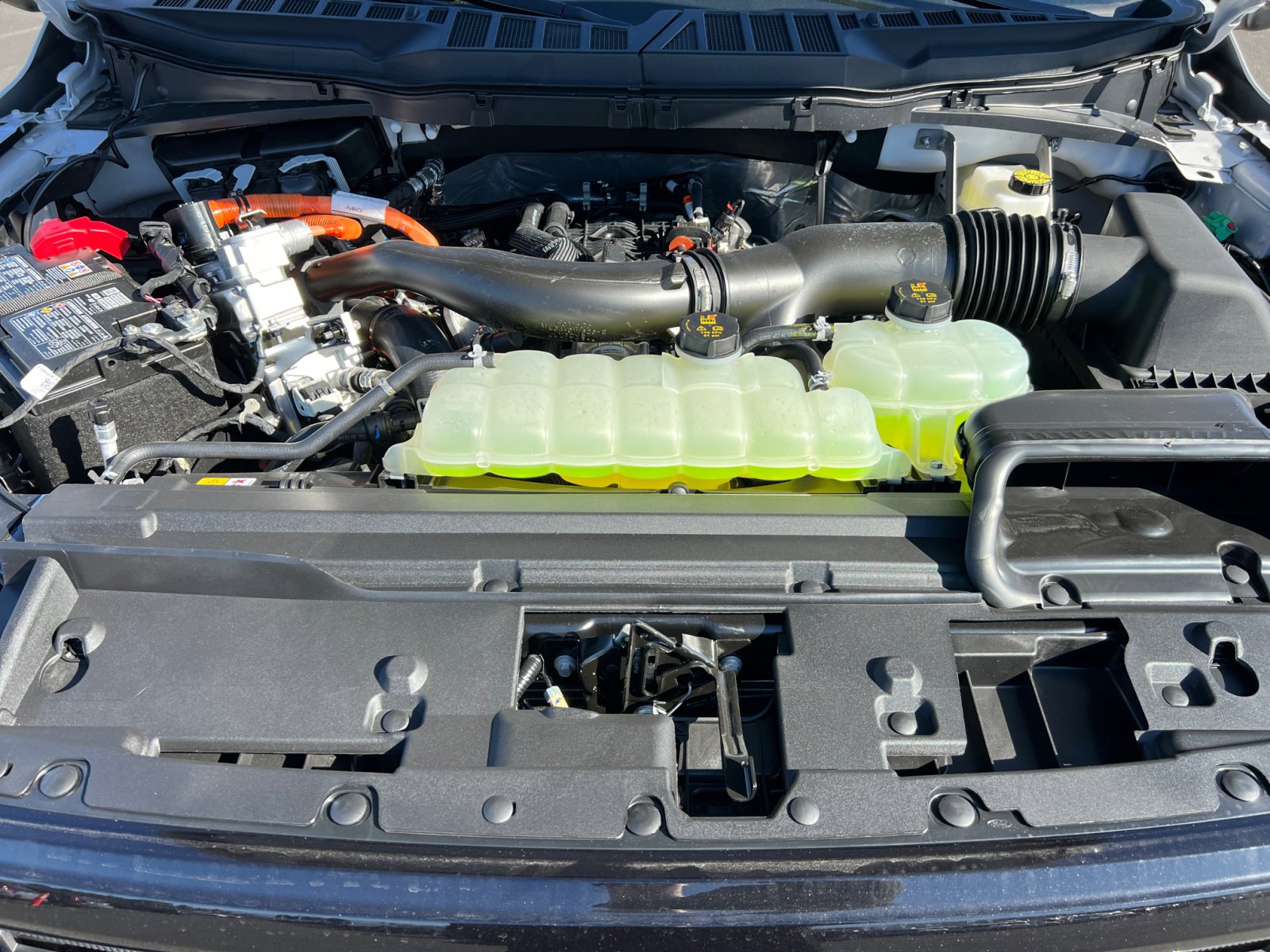 New 2025 Ford F150 XLT w/ Equipment Group 303A High image 20