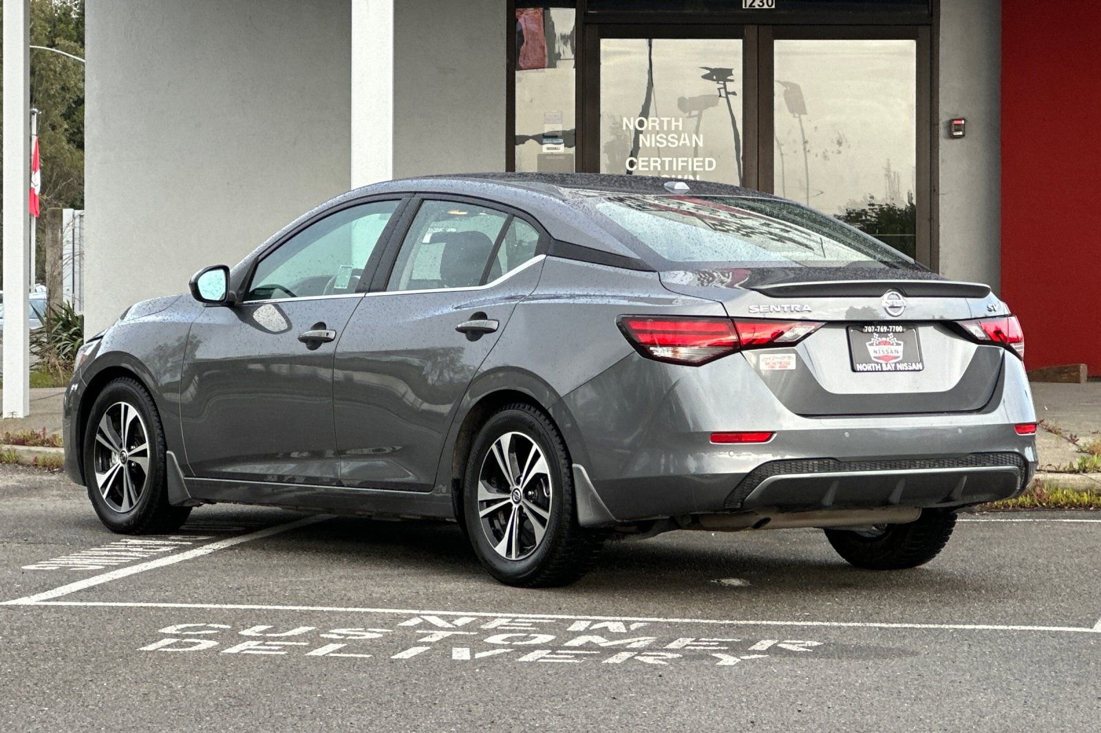 Used 2022 Nissan Sentra SV w/ Electronics Package image 6