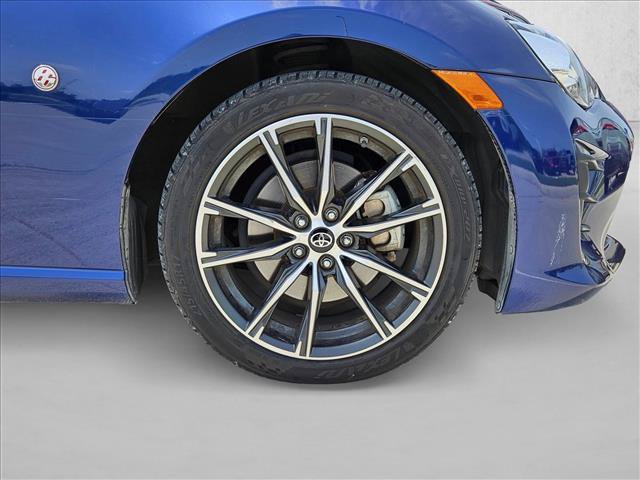 Used 2017 Toyota 86 RWD image 22