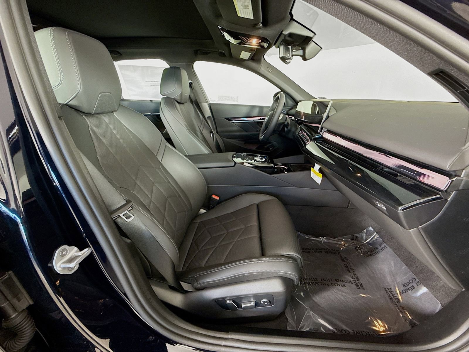 New 2026 BMW i5 eDrive40 w/ Executive Package image 30