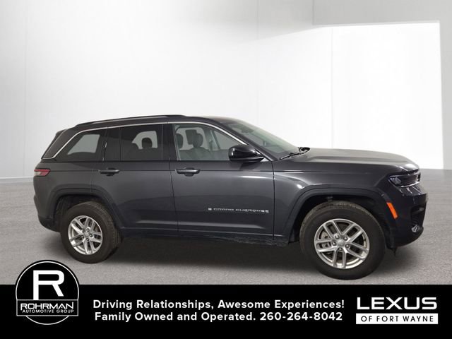 Used 2023 Jeep Grand Cherokee Laredo w/ Luxury Tech Group I image 6