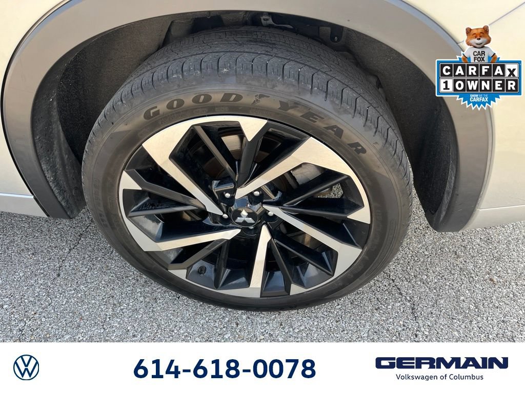 Used 2023 Mitsubishi Outlander SEL AWD/4WD image 15