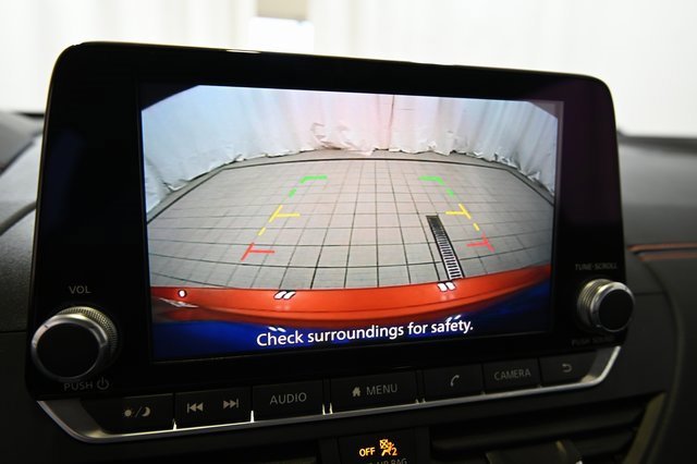 Used 2020 Nissan Altima 2.5 SR w/ Premium Package image 6