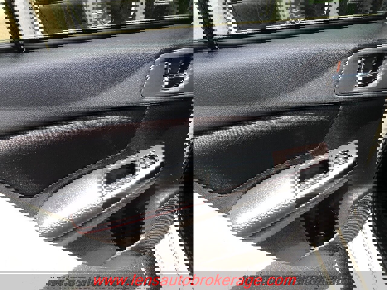 Used 2017 Subaru WRX Premium image 17