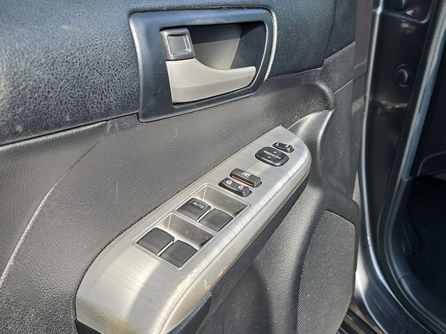 Used 2014 Toyota Camry SE FWD image 18