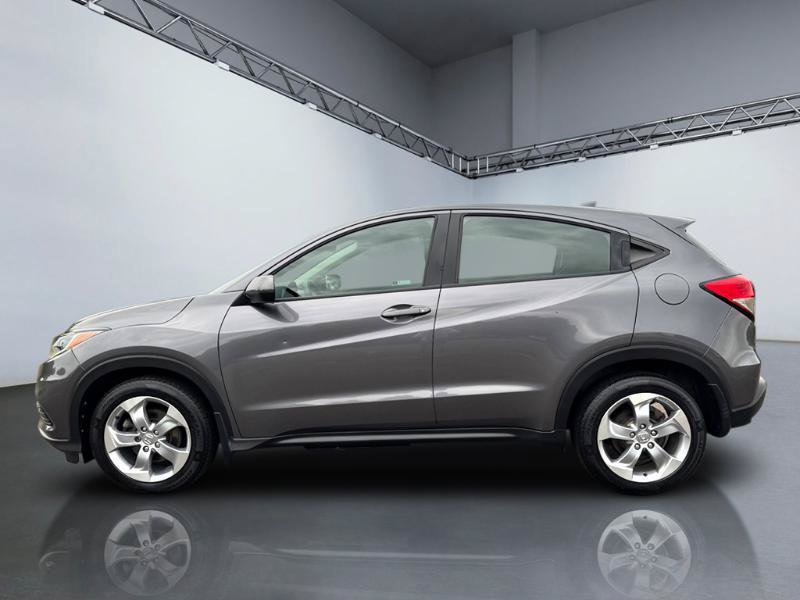 Used 2019 Honda HR-V LX image 2