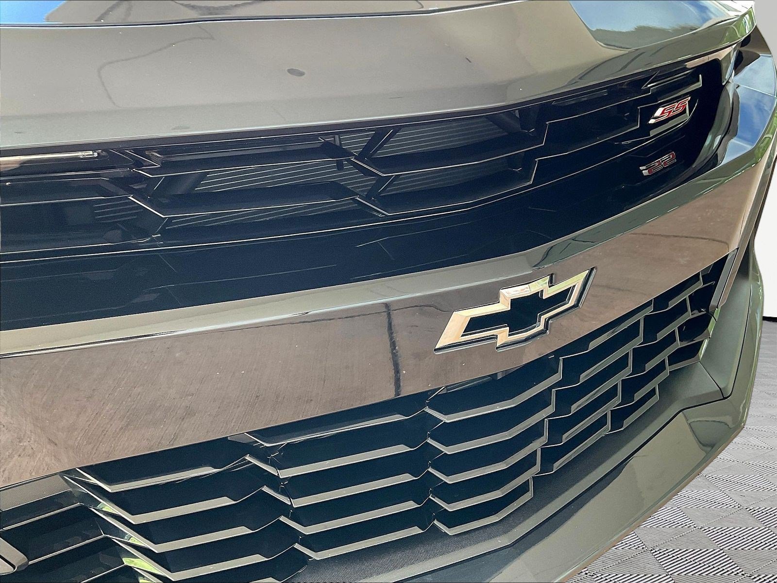 Used 2019 Chevrolet Camaro SS RWD image 31