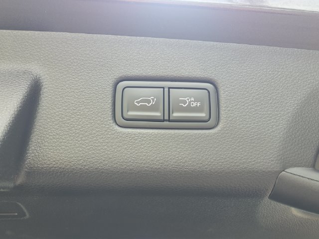 Certified 2025 Kia Carnival SX Prestige FWD image 7