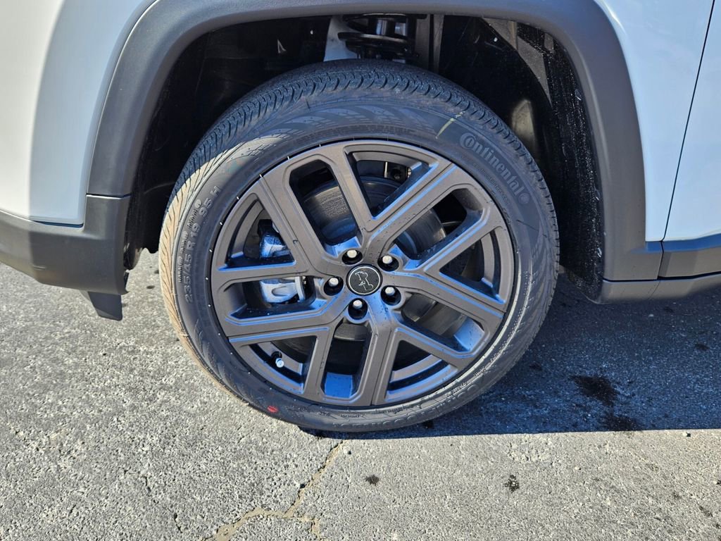 New 2026 Jeep Compass Latitude image 9