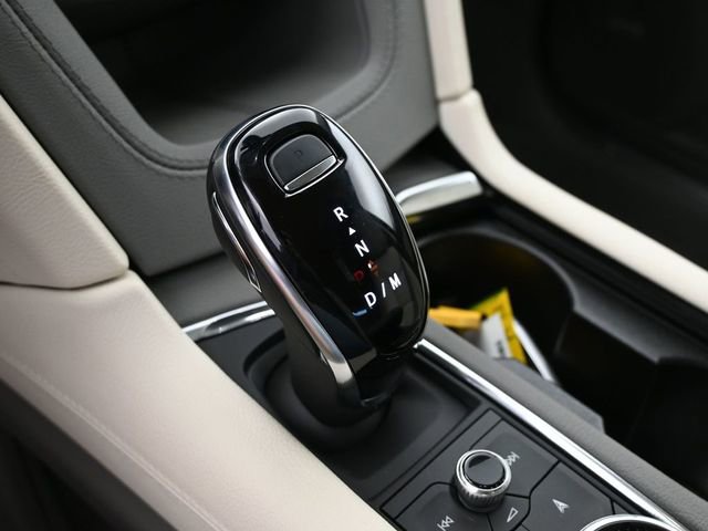 New 2025 Cadillac XT5 Premium Luxury w/ Technology Package image 17