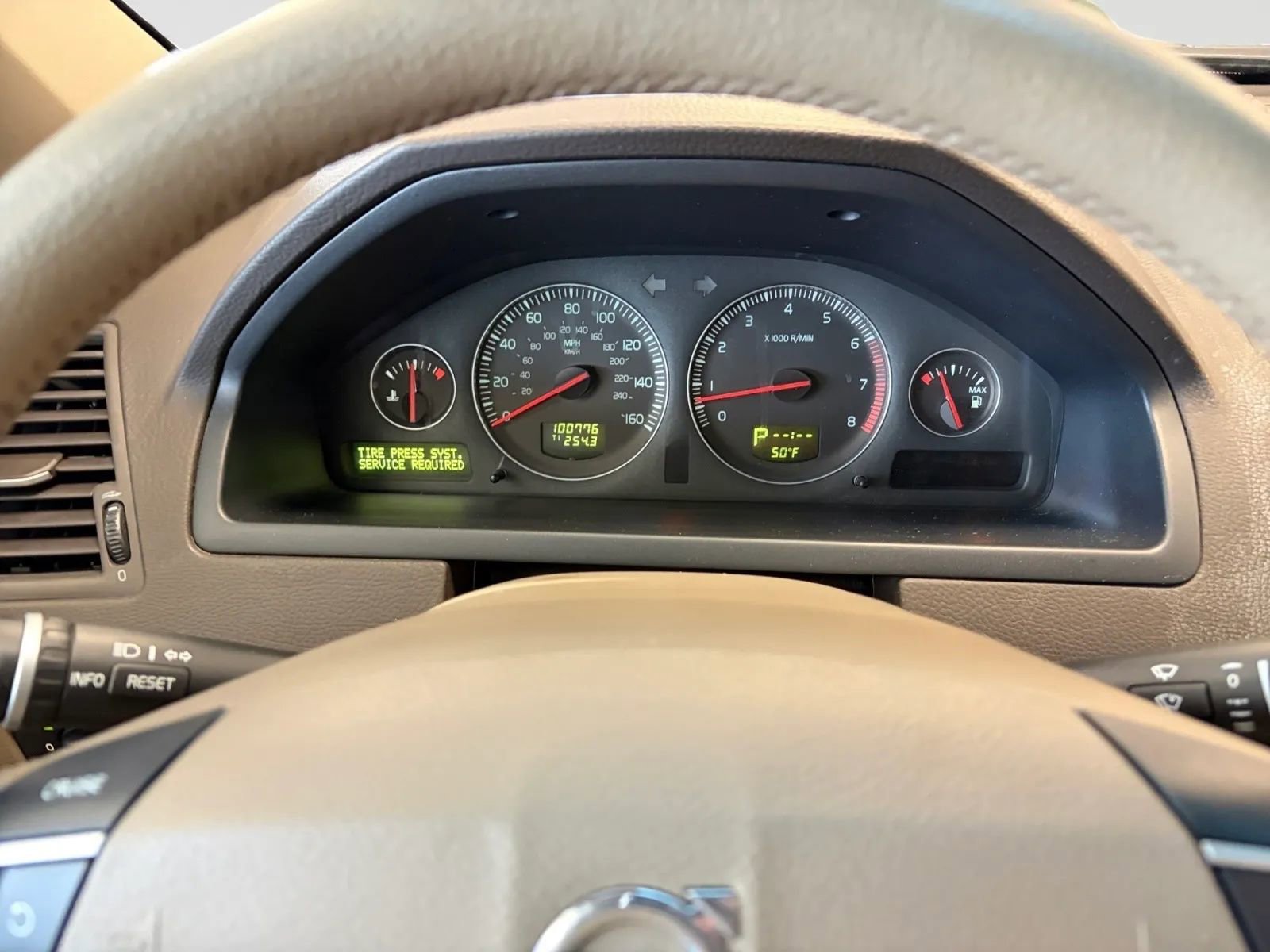 Used 2010 Volvo XC90 3.2 image 64