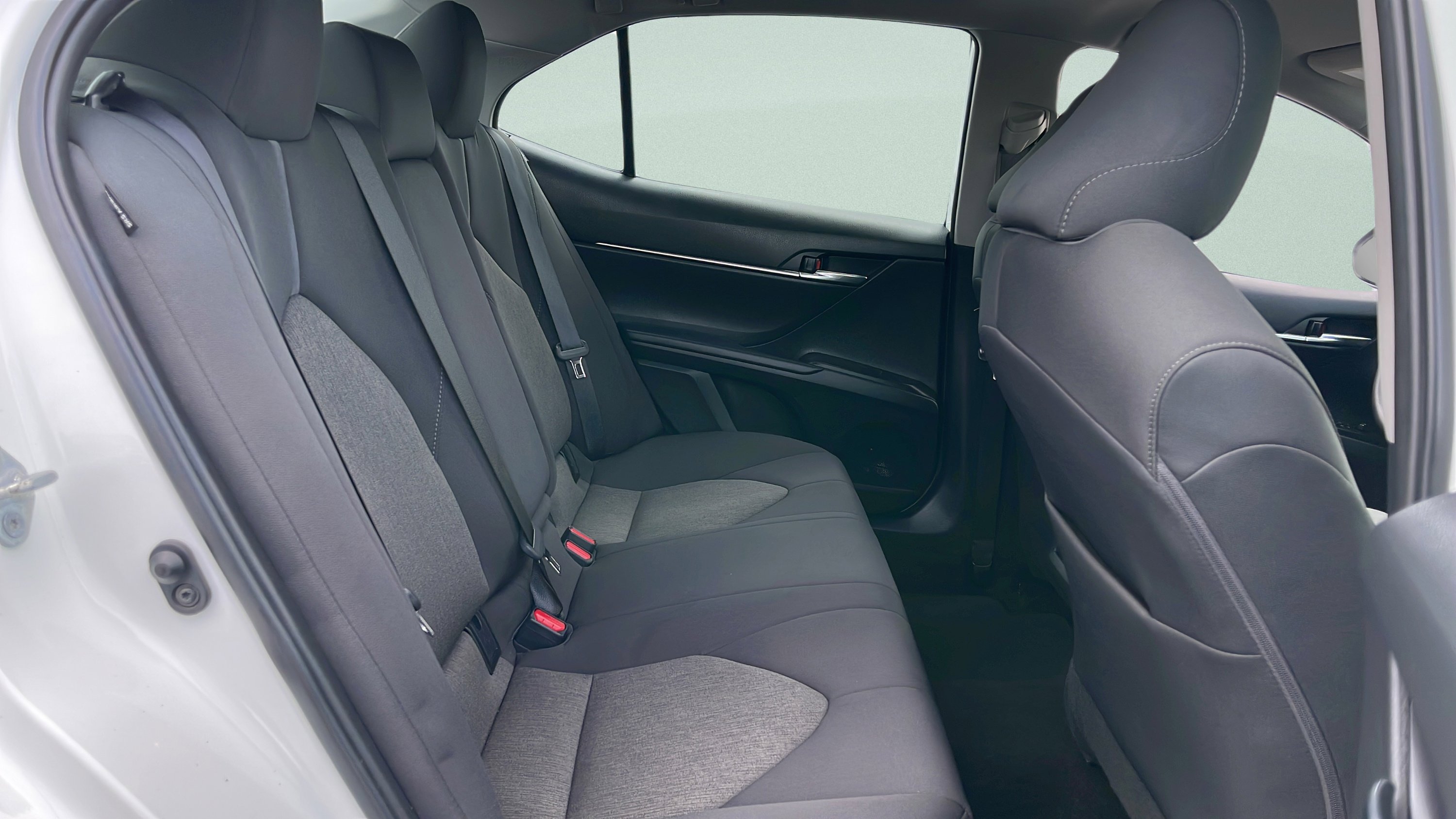 Used 2024 Toyota Camry LE image 26